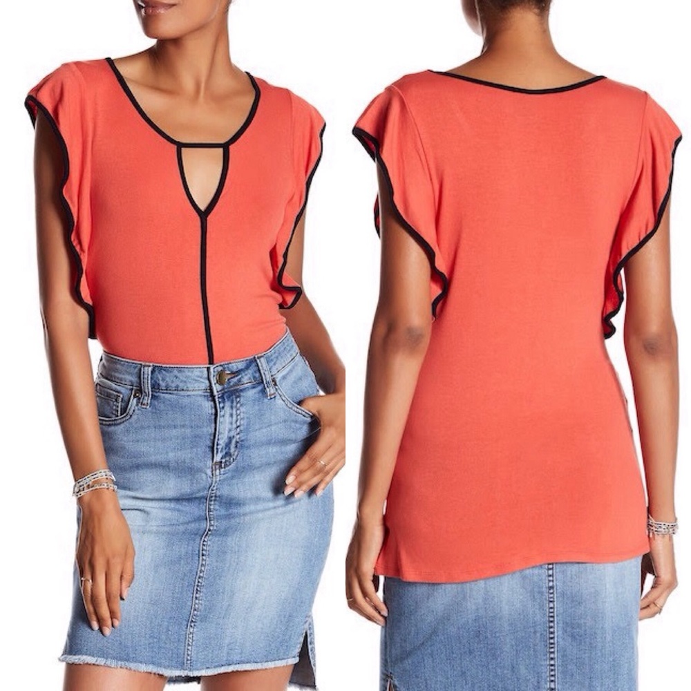 BOBEAU Ruffle Sleeve Contrast Trim Cutout Top - Picture 2 of 2